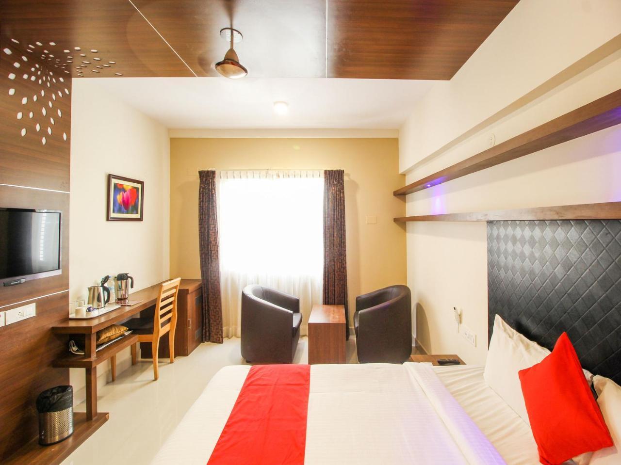 Rio Meridian Hotel Mysore Ngoại thất bức ảnh